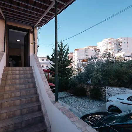 Daniel Apartment